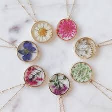 Resin jewellery Workshop | Slide 1